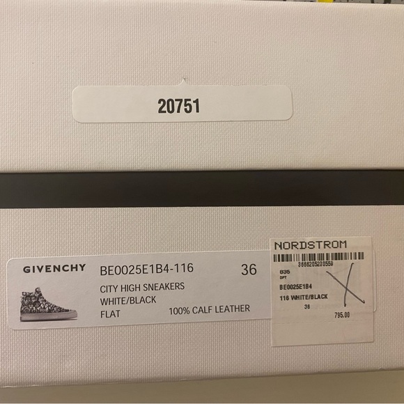 AUTHENTIC Givenchy Sneakers - Picture 5 of 7